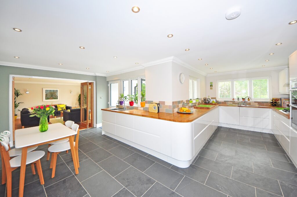 kitchen fitter brighton